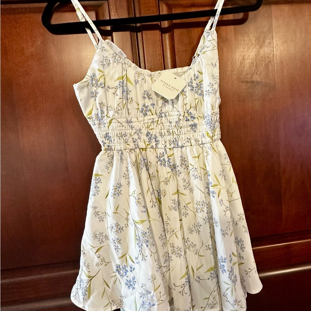 BNWT Altar’d State Floral Romper in AS